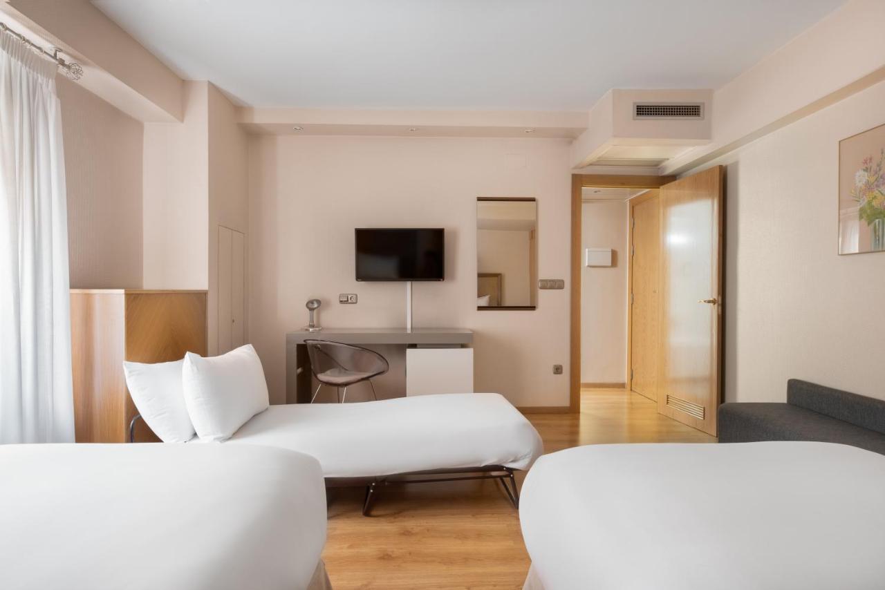 Hotel Crisol Almirante Bonifaz à Burgo Extérieur photo