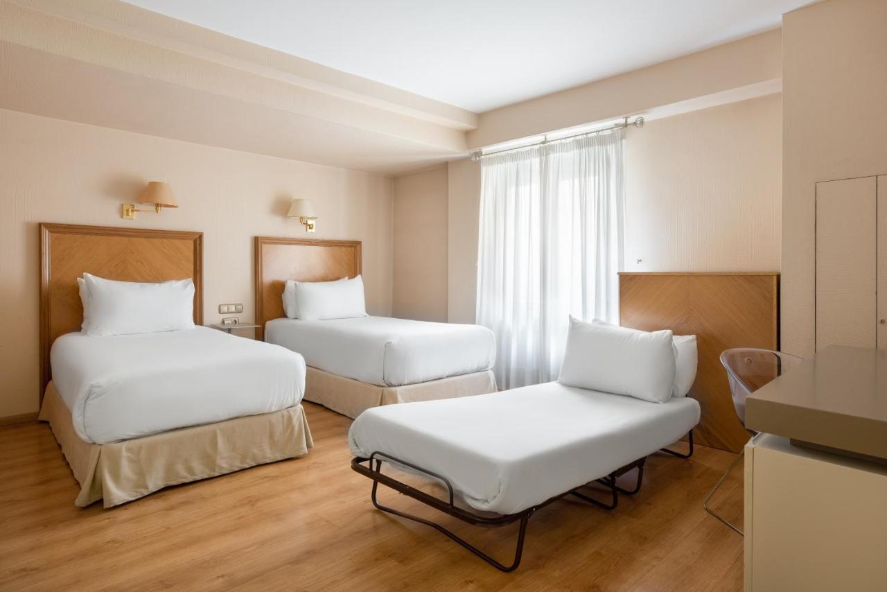 Hotel Crisol Almirante Bonifaz à Burgo Extérieur photo