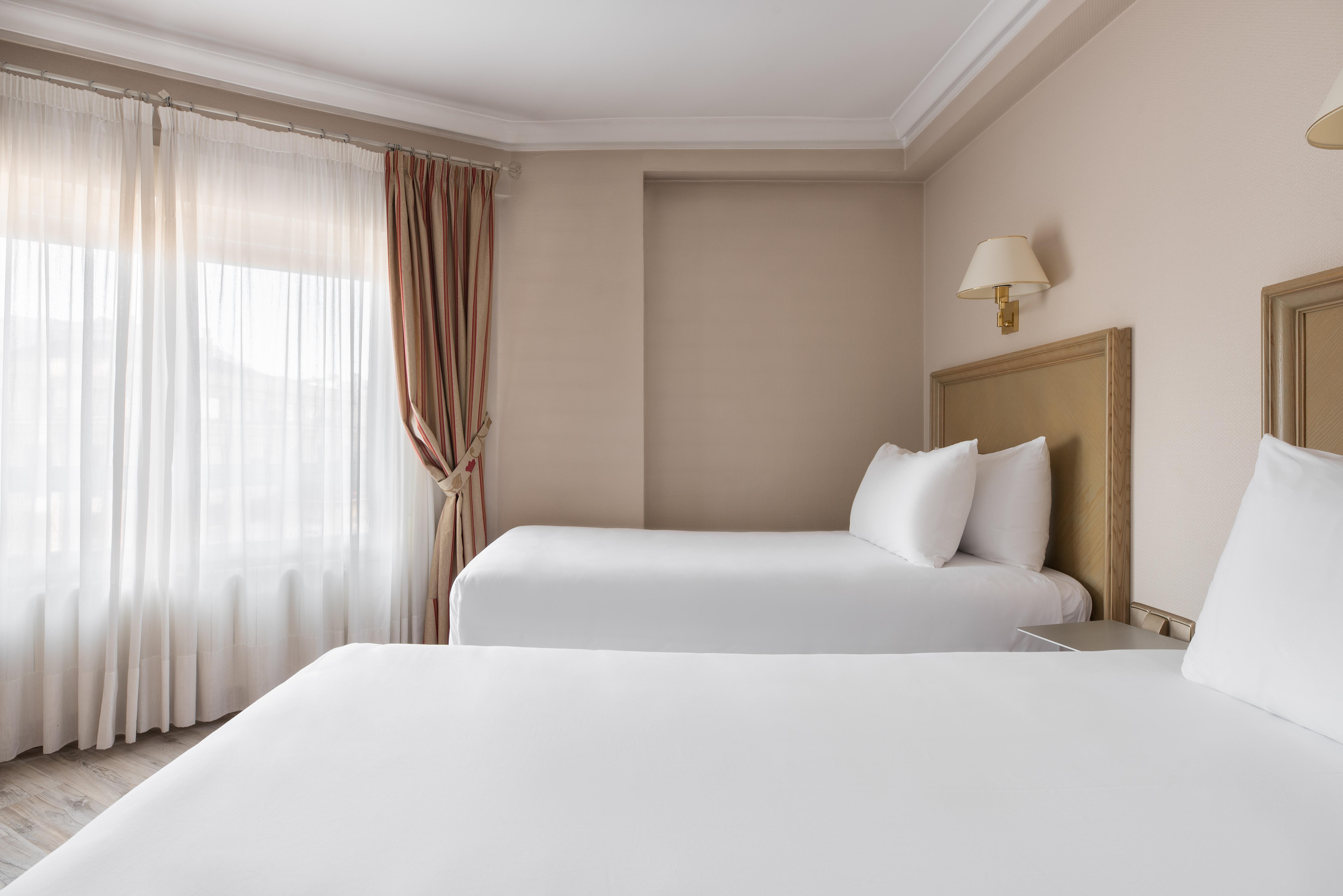 Hotel Crisol Almirante Bonifaz à Burgo Extérieur photo