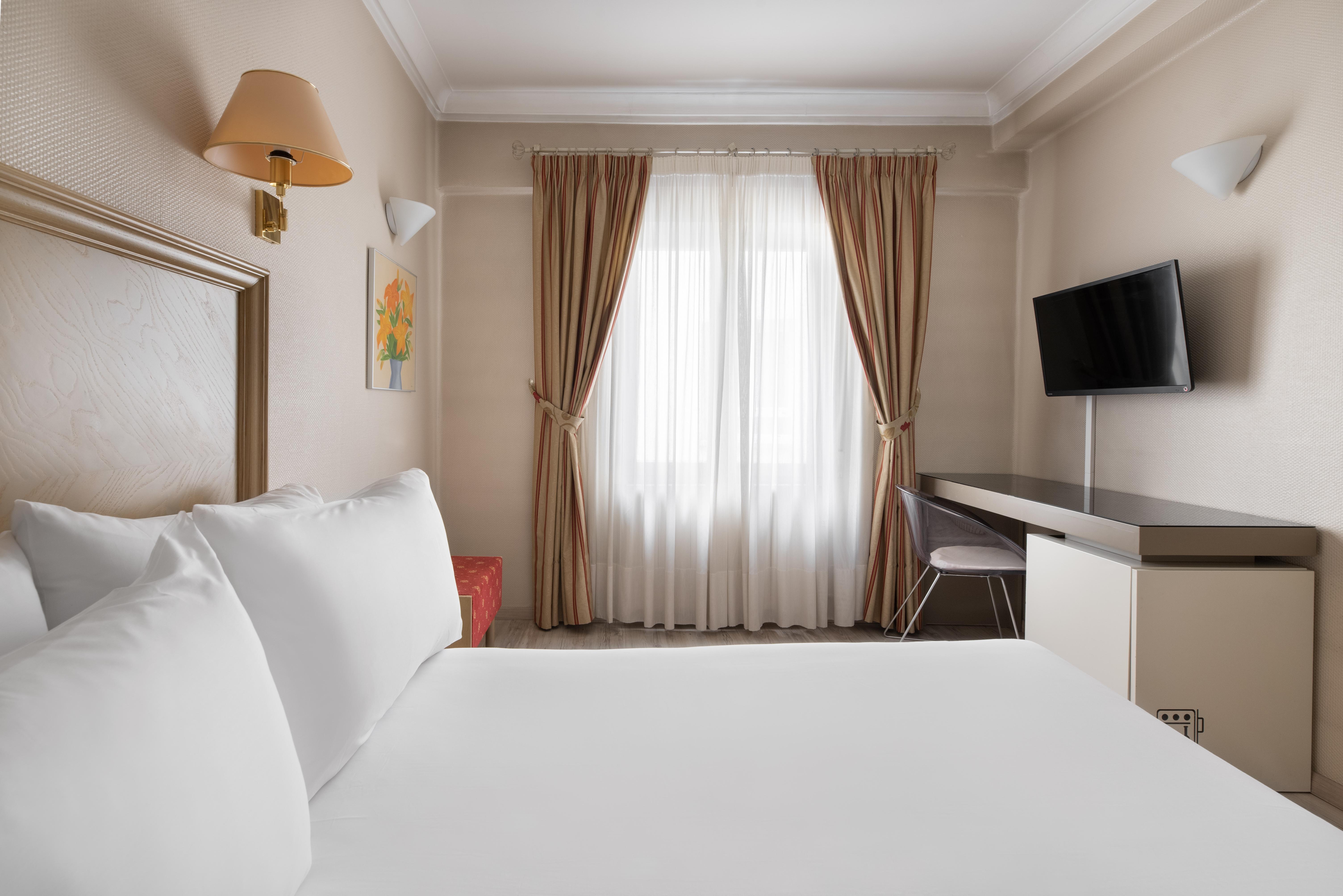 Hotel Crisol Almirante Bonifaz à Burgo Extérieur photo