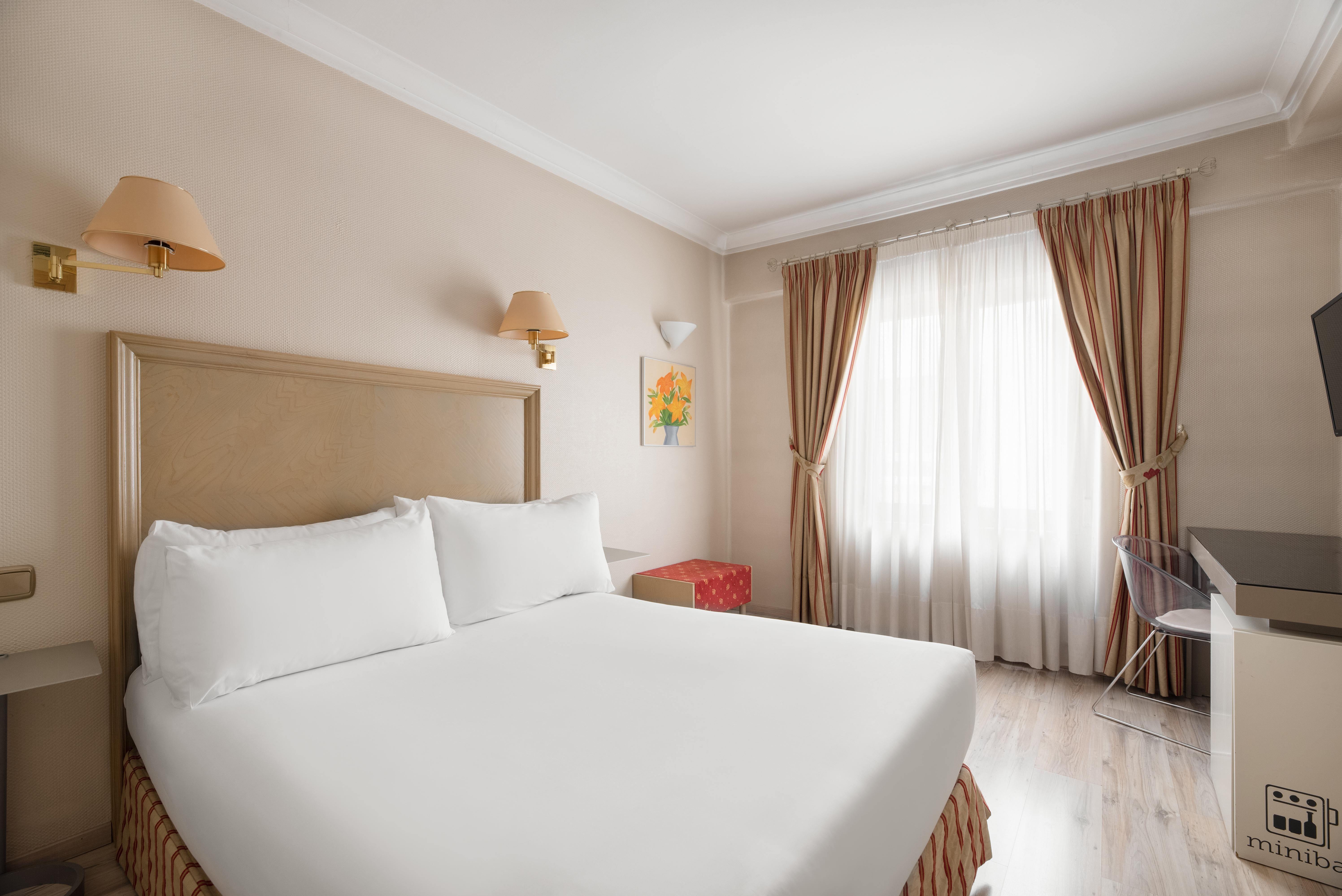 Hotel Crisol Almirante Bonifaz à Burgo Extérieur photo