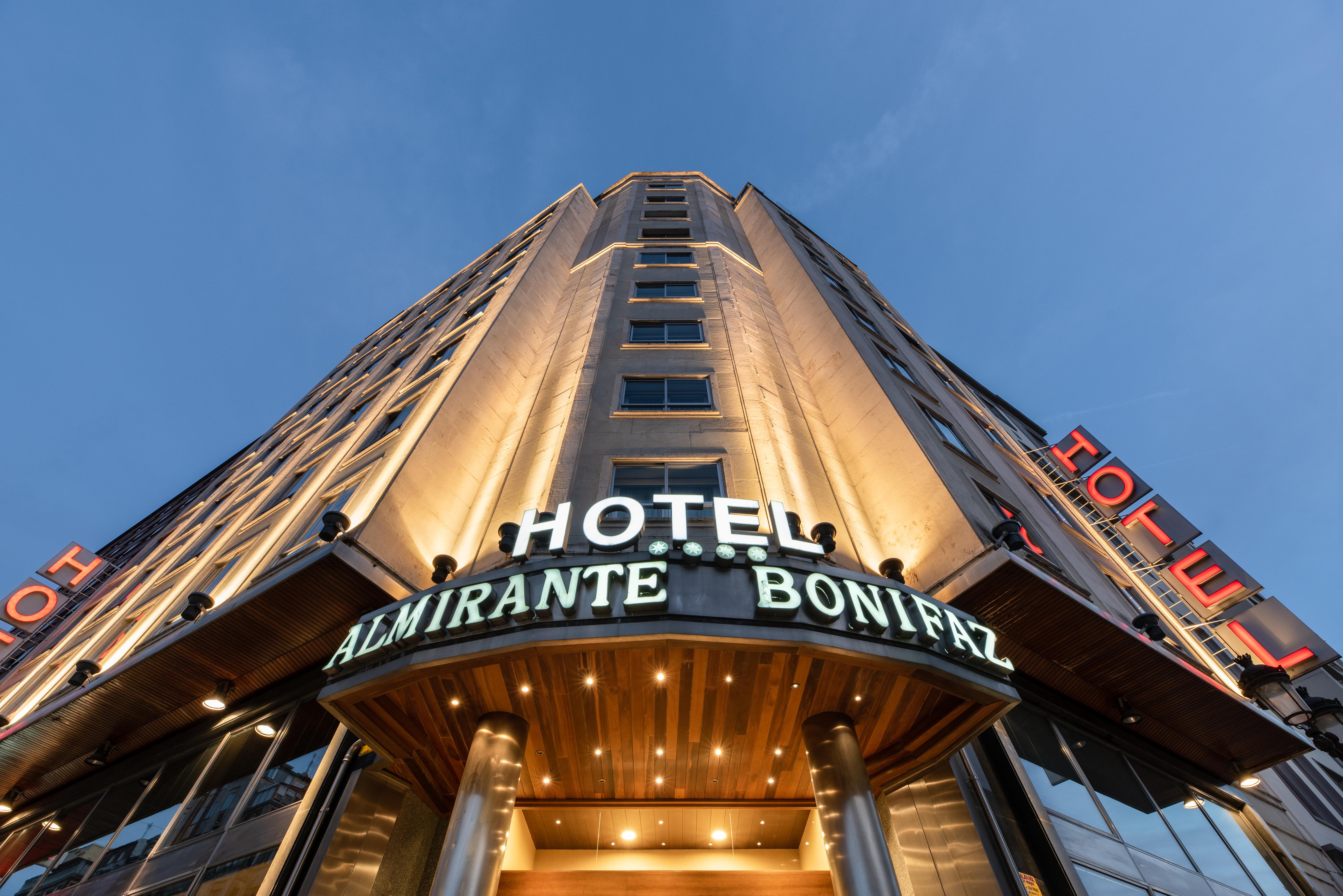 Hotel Crisol Almirante Bonifaz à Burgo Extérieur photo