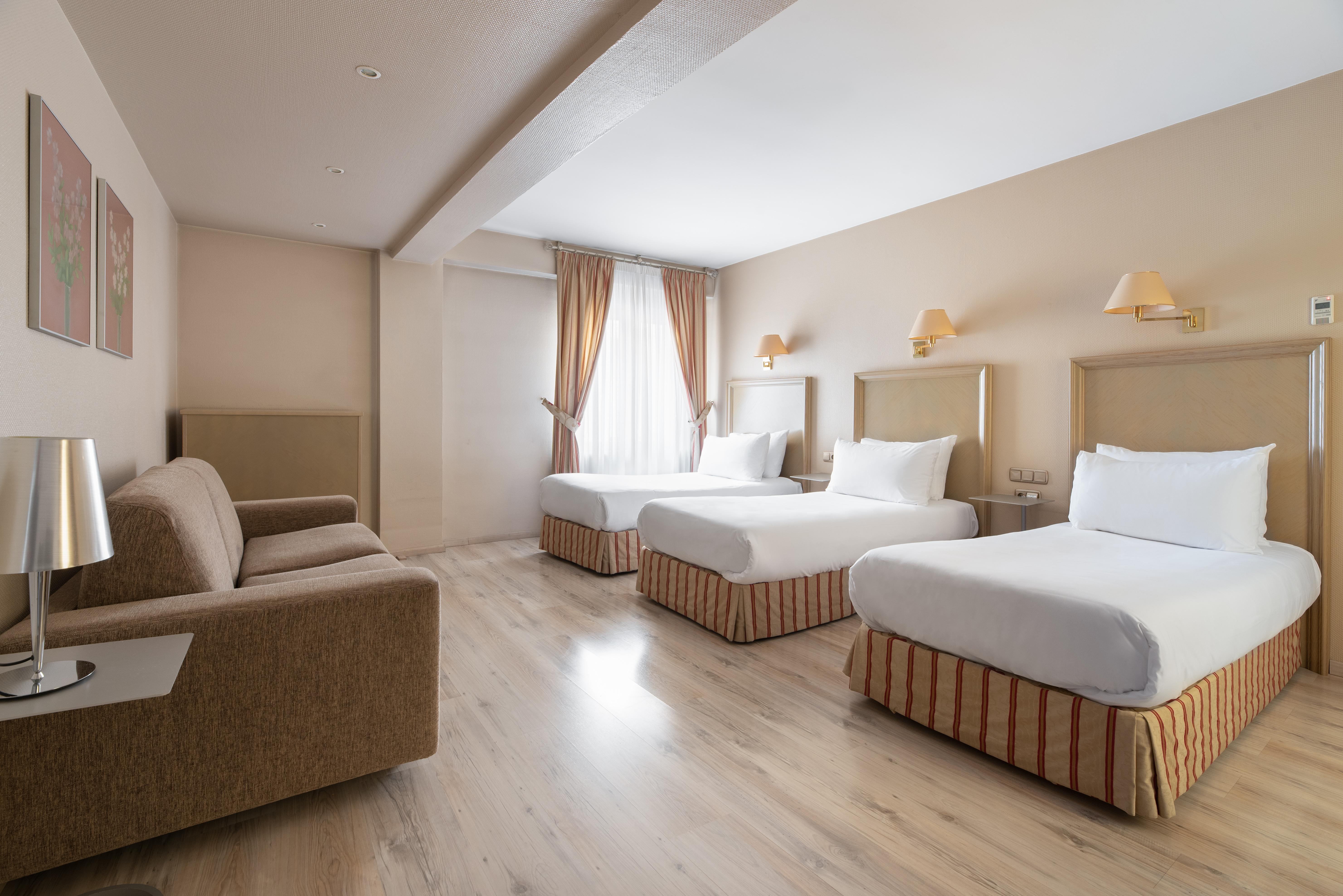 Hotel Crisol Almirante Bonifaz à Burgo Extérieur photo