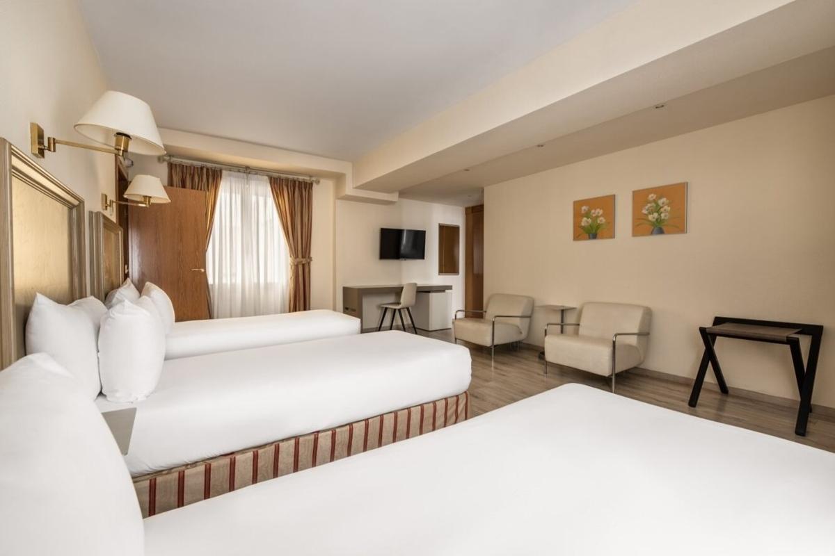 Hotel Crisol Almirante Bonifaz à Burgo Extérieur photo