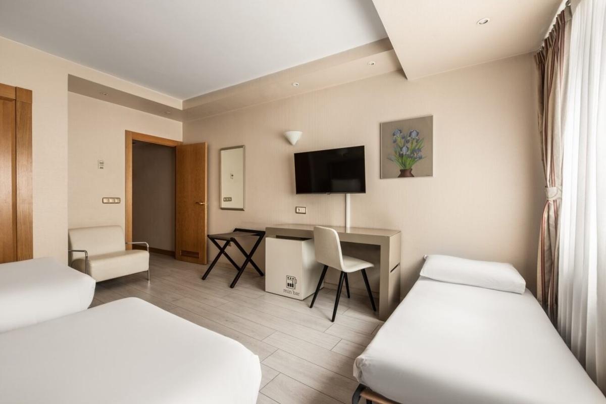 Hotel Crisol Almirante Bonifaz à Burgo Extérieur photo