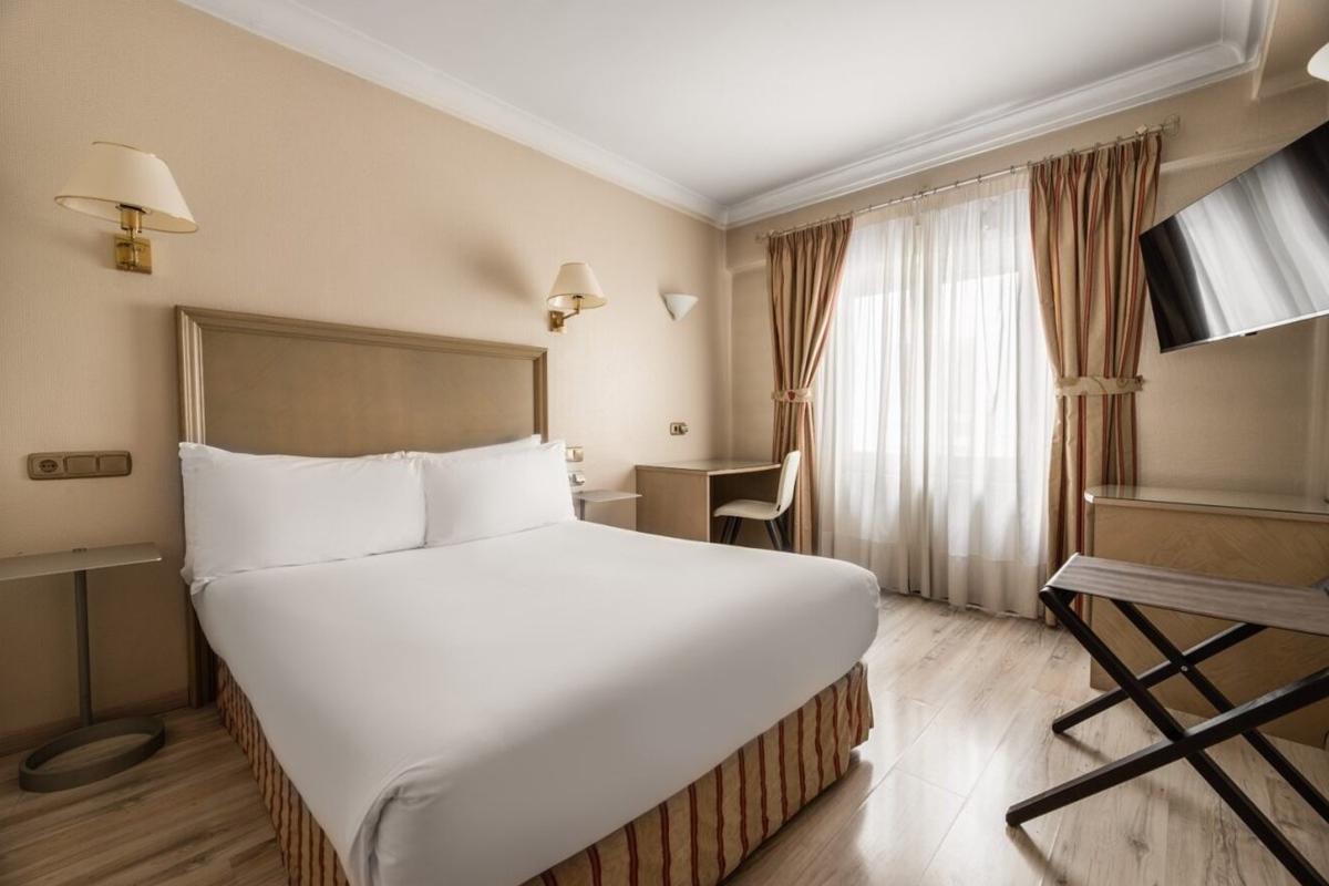 Hotel Crisol Almirante Bonifaz à Burgo Extérieur photo