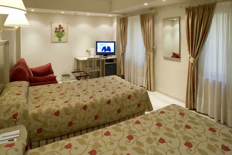 Hotel Crisol Almirante Bonifaz à Burgo Extérieur photo